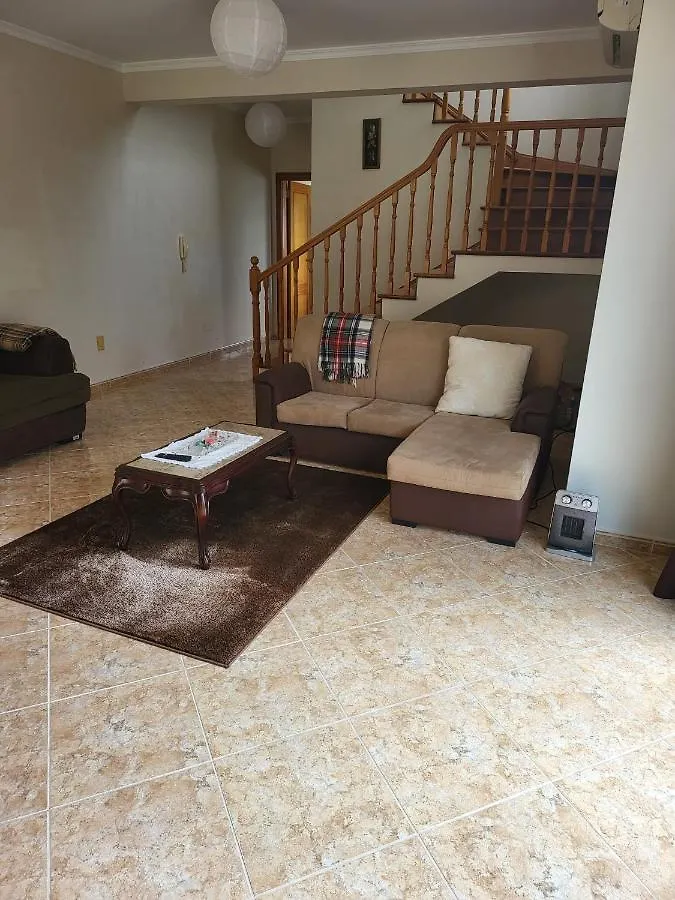 בית נופש פונטה דלגדה Country Side Cottage פורטוגל
